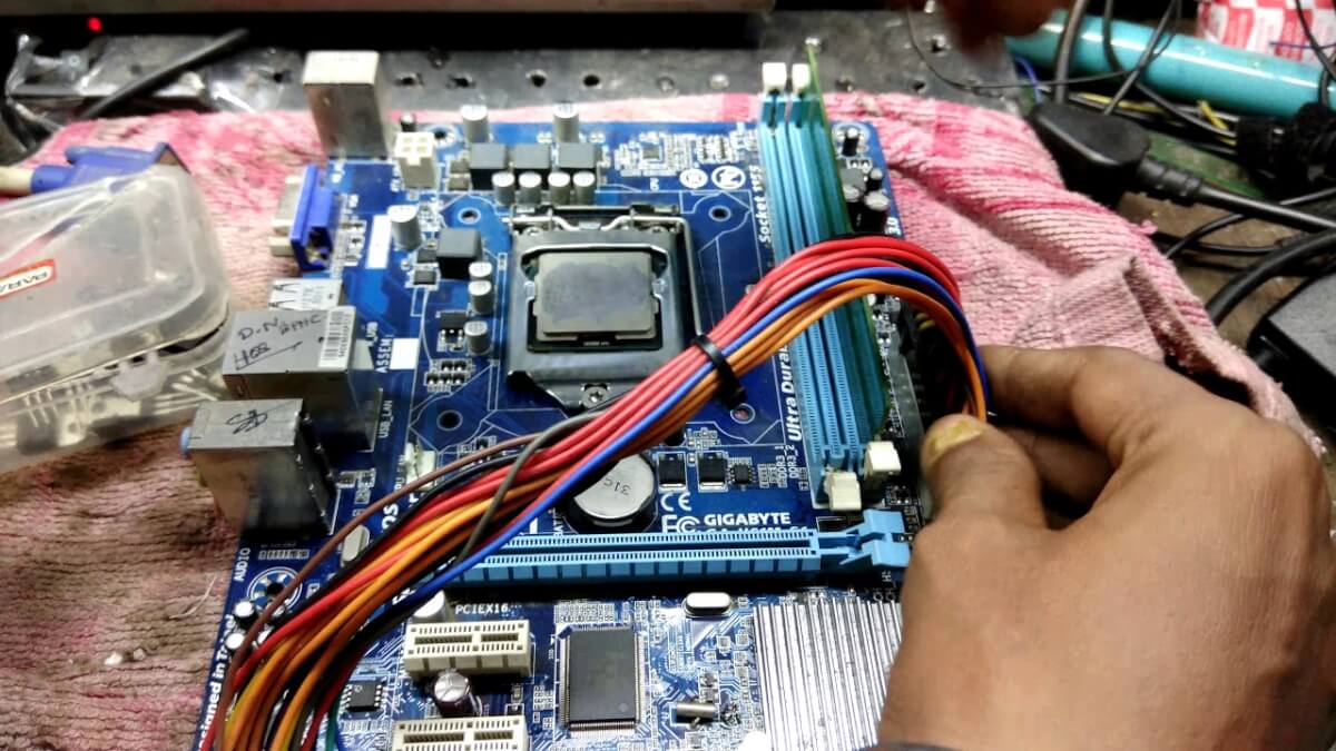 Faulty computer motherboard repair in high barnet